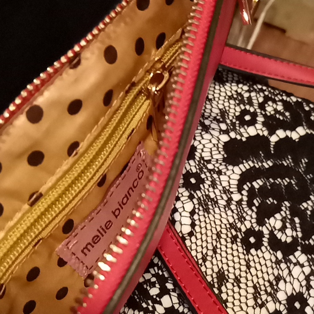Melie Bianco Red Crossbody/Clutch Purse - Picture 4 of 5